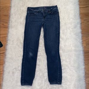 American Eagle dark blue jeans
